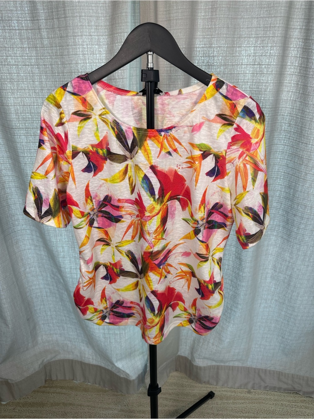 Women’s Floral Short Sleeve Tee in Pink & Yellow